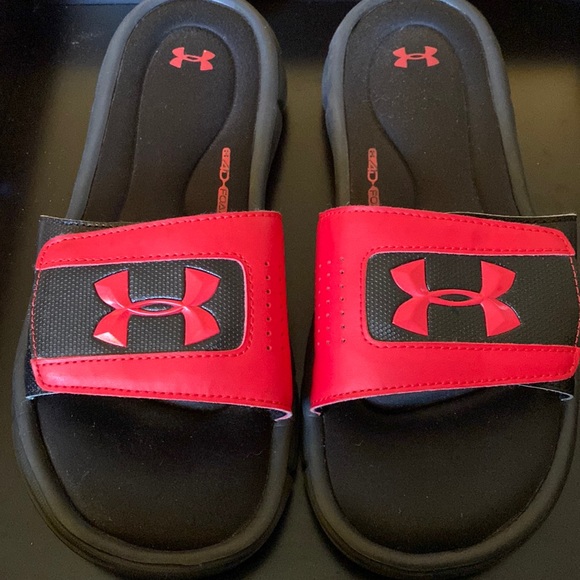 Under Armour Other - Under Armour Men’s Slide-on Foam Cushion Sandals in Black & Red - Size 8